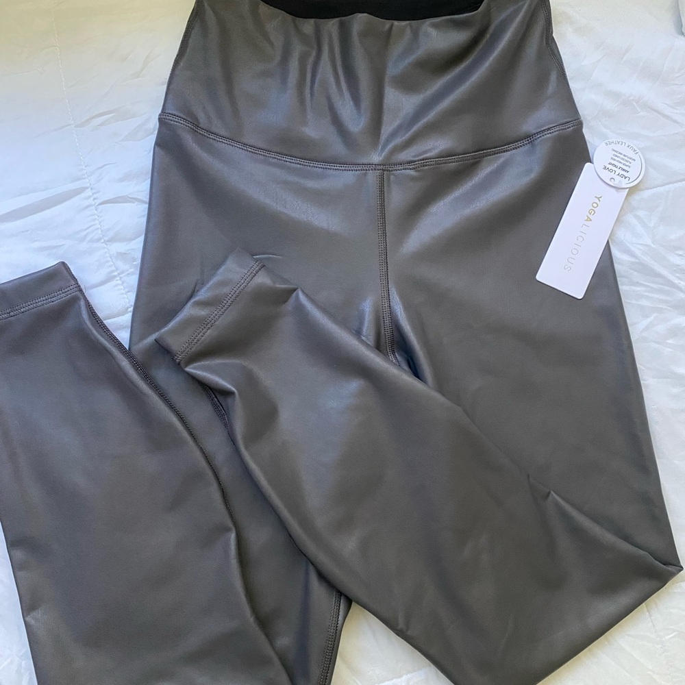 Yogalicious Gray Performance Leggings High-Waist Stretch